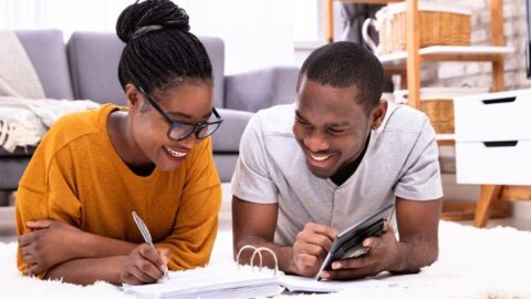 How to Get Your Finances Under Control (Like the Money BOSS You Are)