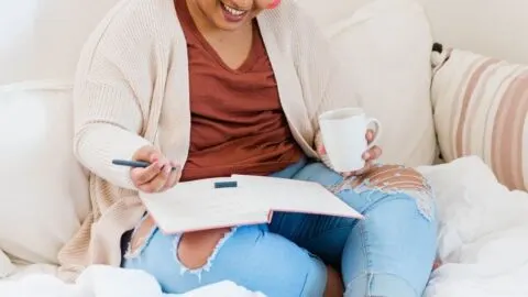 11 Free No-Spend Trackers (Make Your Challenge a Breeze)
