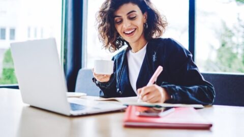 How to Achieve Savings Goals (12 Bold Strategies You’ve Gotta Try)