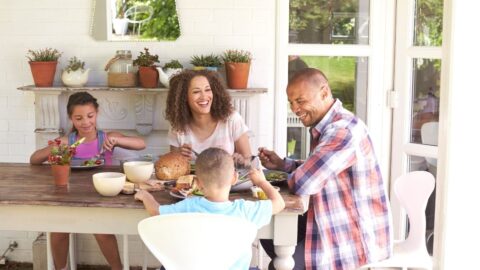 How to Rock Your 30-Day No Eating Out Challenge (17 Survival Tips)