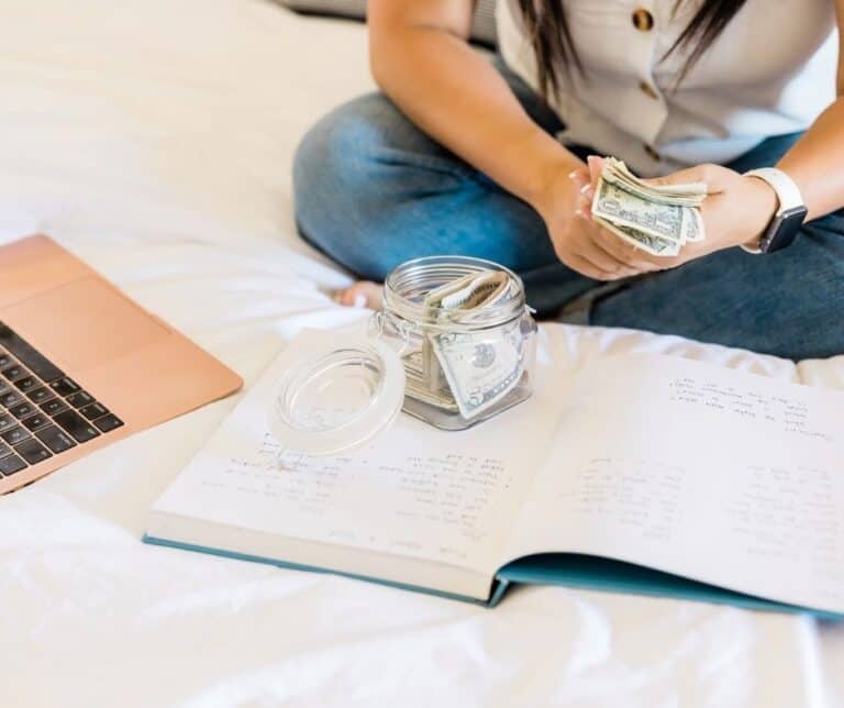Unleash Your Inner Frugalist: 7 Powerful Strategies to Conquer Expenses