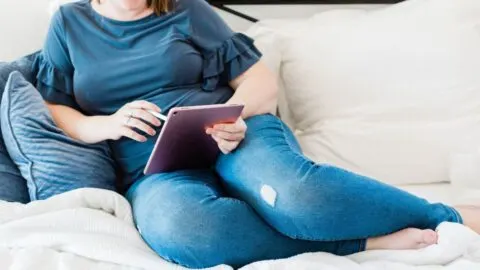 17 Powerful Daily Frugal Habits (We’re Personally Using to Save Money)