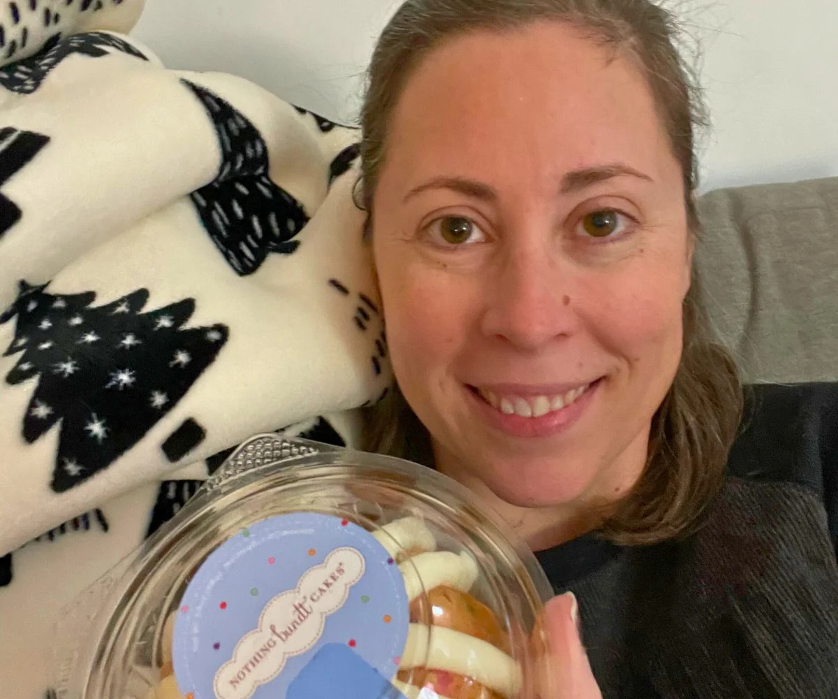 author smiling with free Nothing Bundt Cakes bundlet